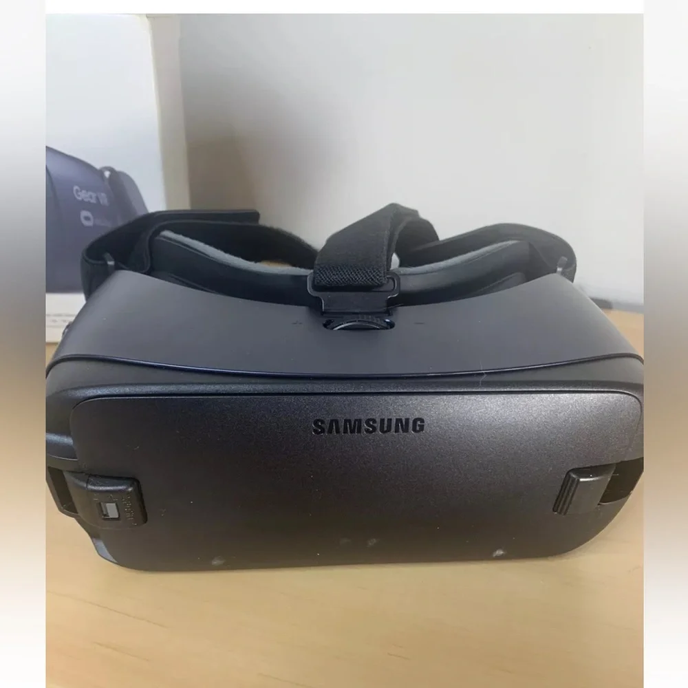 🎞Samsung Gear VR Oculus Virtual Reality SM-R323 Video Game Glasses 🎥🎞🎥🎞